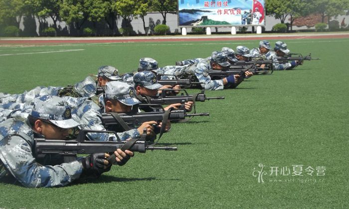 軍事冬令營