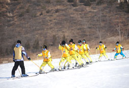 滑雪勇士