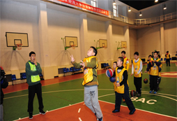 北京小鬼當(dāng)家冬令營(yíng)幫你減輕游戲?qū)⒆拥挠绊?/> </a><div   id=