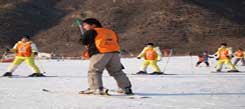 北京金色湖畔有滑雪主題的冬令營嗎