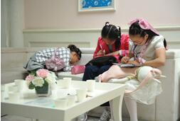 你的孩子需要一個口才訓練舞臺