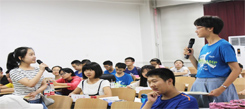 口語冬令營家長和孩子一起學(xué)英語