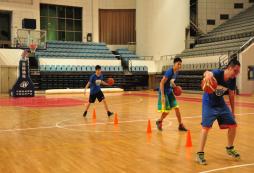 多大的孩子適合參加寒假籃球訓(xùn)練營？