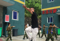 孩子參加吃苦勵(lì)志冬令營的線路有哪些意義？