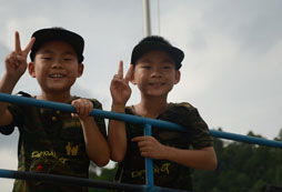 勵(lì)劍青春軍事冬令營(yíng)見(jiàn)證孩子們成長(zhǎng)