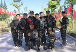 藍組童盟軍事冬令營讓孩子度過一個充實的假期