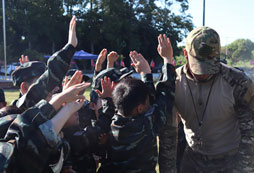 藍組童盟軍事營鍛煉孩子鋼鐵意志