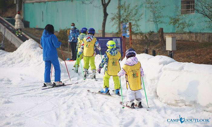 排隊滑雪