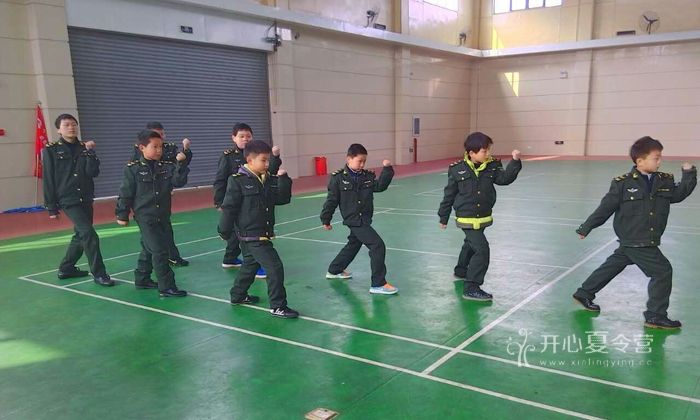 武漢黃埔軍事冬令營(yíng)