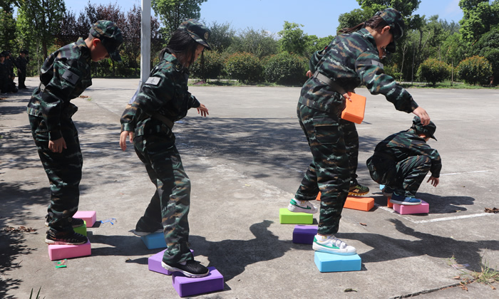 上海軍事冬令營(yíng)費(fèi)用包含