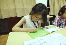 上海地區(qū)有哪些英語冬令營適合小學生參加？