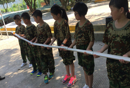 寒假軍事訓(xùn)練營野外生存的技巧
