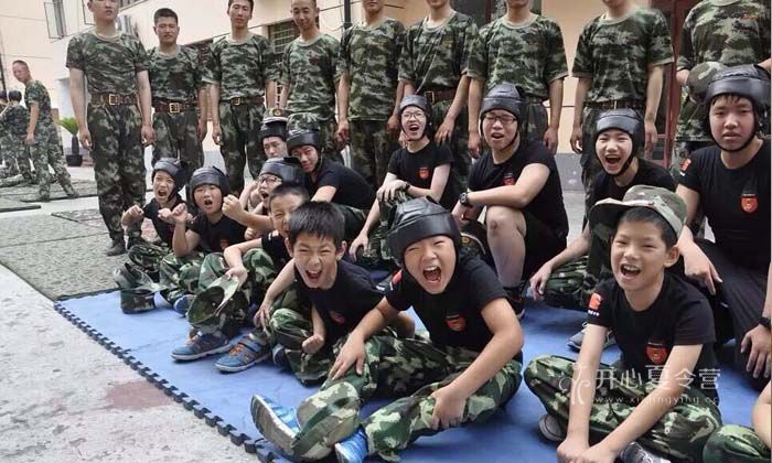 深圳軍事冬令營(yíng)