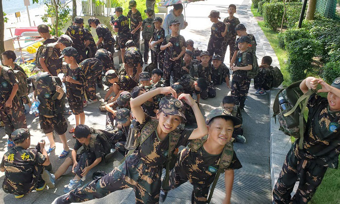 深圳哪家軍事冬令營(yíng)好