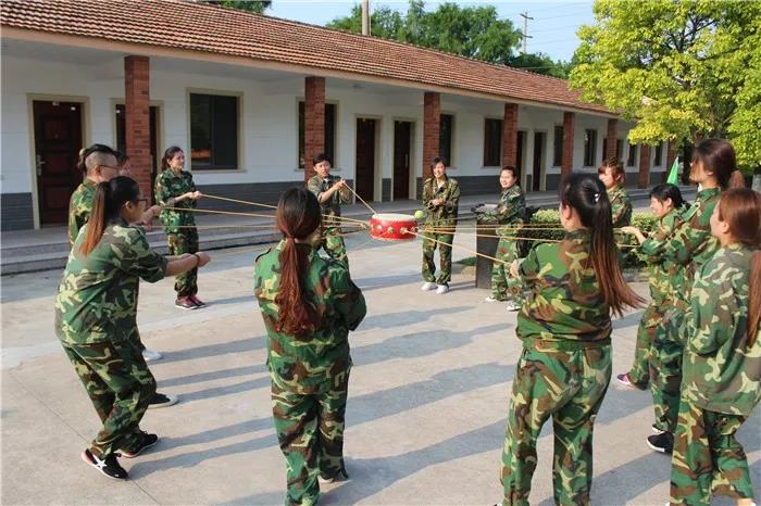 參加深圳軍事冬令營讓孩子終身受益