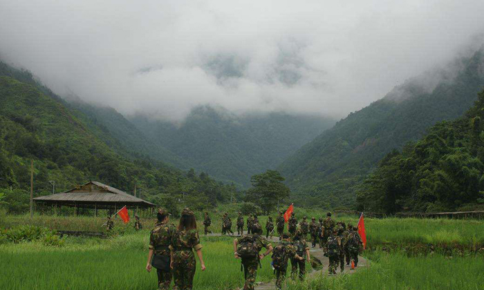 深圳拓展冬令營(yíng)