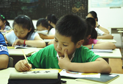在上海泡泡英語冬令營學(xué)單詞，學(xué)得快記得牢！