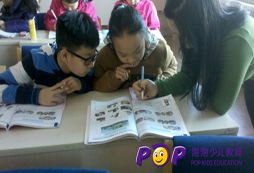 上海泡泡英語冬令營解決孩子英語發(fā)音不到位的問題