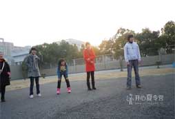 上?？釋W(xué)酷玩冬令營認(rèn)為父母是最好的英語啟蒙老師