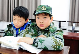 在四川中小學(xué)生軍事冬令營(yíng)中有哪些活動(dòng)