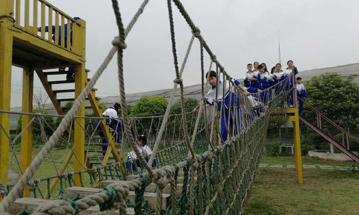 成都軍事冬令營(yíng)