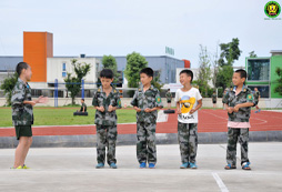 如何選擇專業(yè)性的成都寒假冬令營