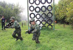 冬令營(yíng)體驗(yàn)式軍事拓展課程