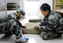 青少年參加軍事拓展冬令營有什么意義？