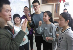 武漢中學英語冬令營提高孩子學單詞的自信心