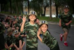 武漢青少年軍事冬令營(yíng)接站還收取費(fèi)用嗎？