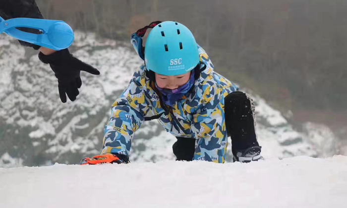 武漢小學(xué)生滑雪冬令營貴嗎