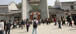 武漢有適合小學(xué)生參加的軍事冬令營(yíng)嗎？