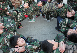 寒假上海西點(diǎn)軍事冬令營(yíng)好不好