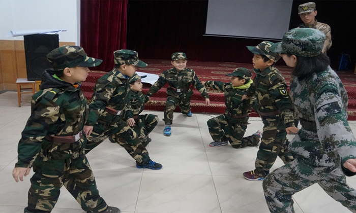 上海西點軍訓(xùn)冬令營讓孩子在假期有一個大的變化