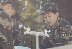 上海培養(yǎng)孩子行為習(xí)慣的軍事冬令營