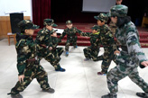 上海西點(diǎn)軍事冬令營提升孩子的心智成長