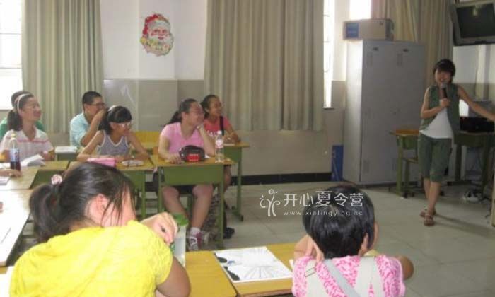 酷學(xué)酷玩教孩子多讀英語