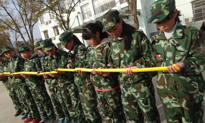 小學(xué)生參加冬令營(yíng)怎么樣？