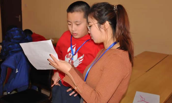 國(guó)內(nèi)適合16歲孩子的冬令營(yíng)
