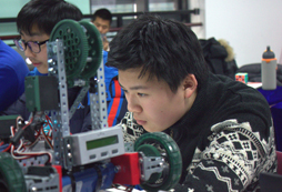 電腦編程類的冬令營讓青少年得到什么？