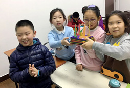 中小學(xué)生參加英語(yǔ)聽力冬令營(yíng)會(huì)有用嗎
