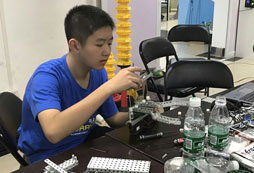 參加因科機器人冬令營有什么好處