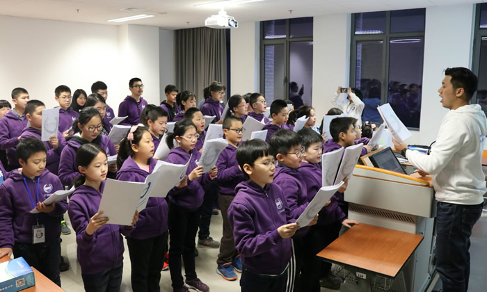 6天，600個核心發(fā)音配套單詞，100個地道常用句型，1000個地道日常句子