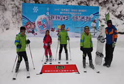 滑雪還要到北方去？武漢神農(nóng)架滑雪冬令營從今年起說：“NO”！