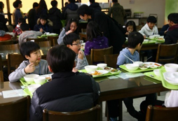 覓食時間到啦！