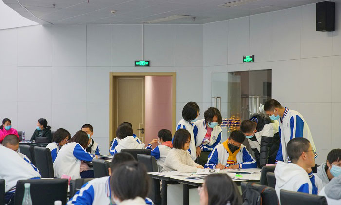 課間休息討論問題