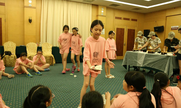 浙江藝術(shù)冬令營(yíng)女孩