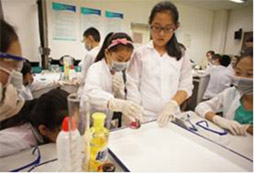 你喜歡科學(xué)實(shí)驗(yàn)嗎？可以來中學(xué)生冬令營(yíng)體驗(yàn)